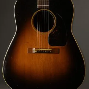 1945 Gibson J-45 Banner Logo Acoustic Guitar used