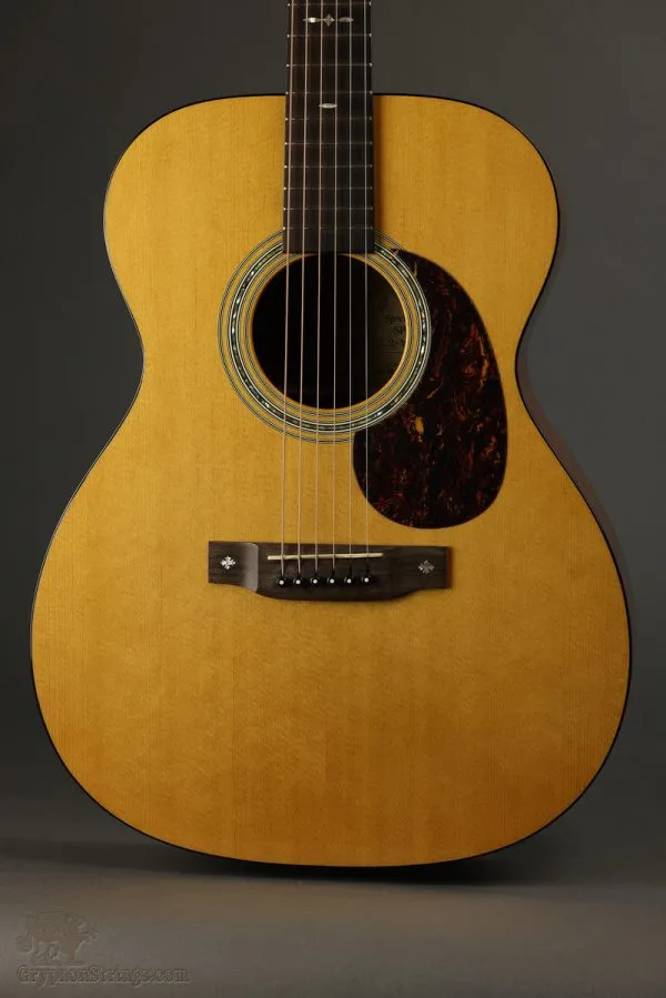 2002 Martin SP000-16 Steel String Guitar Used