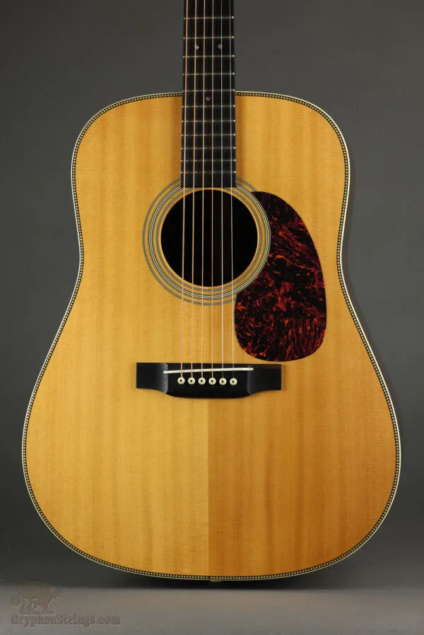 2005 Martin HD-28V Steel String Acoustic Guitar Used