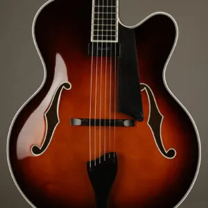 2009 Benedetto Manhattan Archtop Guitar – Used