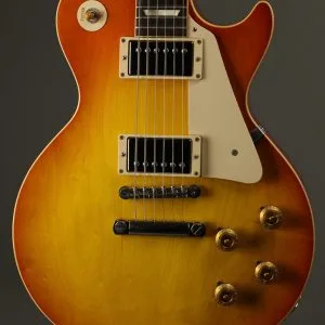 2011 Gibson Les Paul Standard R7 “Washed Cherry” Electric Guitar Used