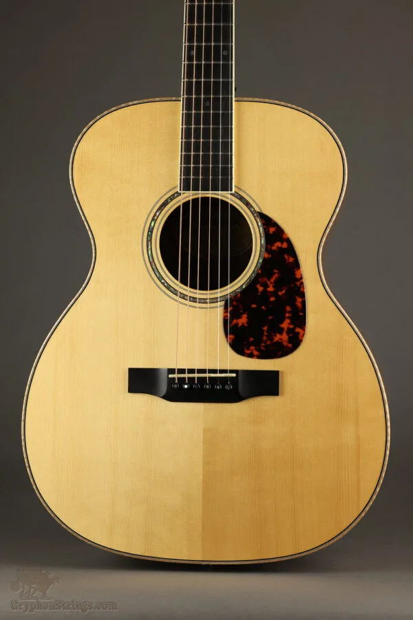 2012 Larrivee OM-09 Walnut Acoustic Guitar – Used