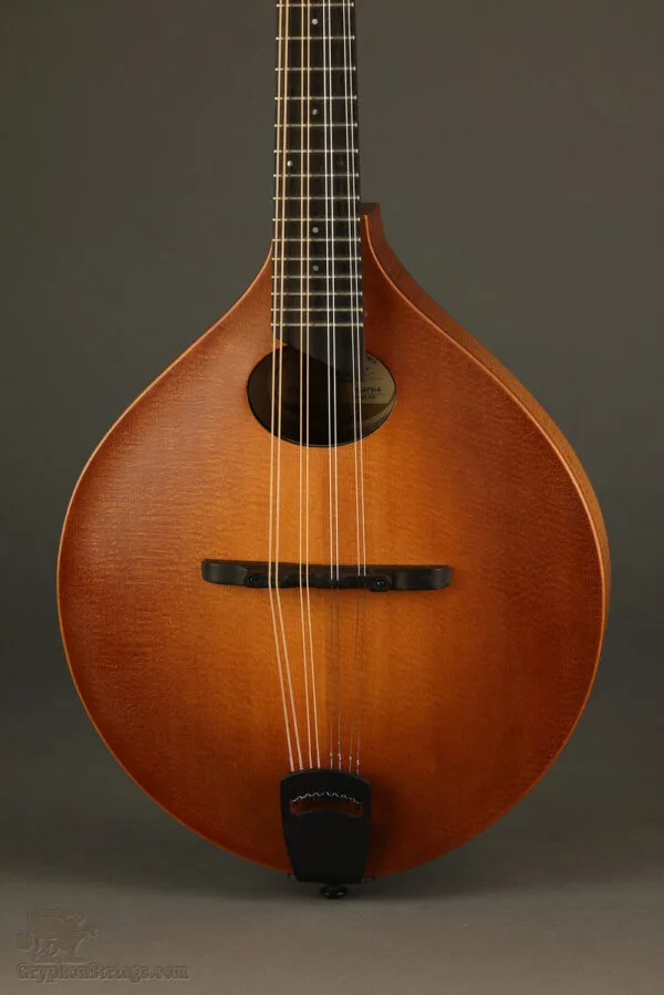 2014 Breedlove Premier OO Oval Hole Mandolin – Used