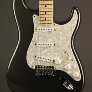 2014 Fender Eric Clapton Stratocaster Solidbody Electric Guitar – Used
