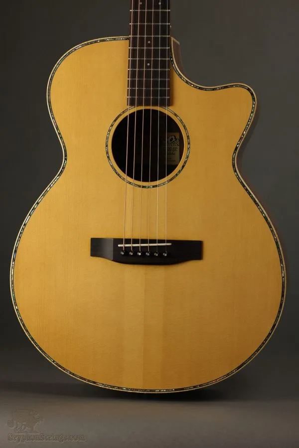 2015 Pono C-30 SP Acoustic Guitar Used
