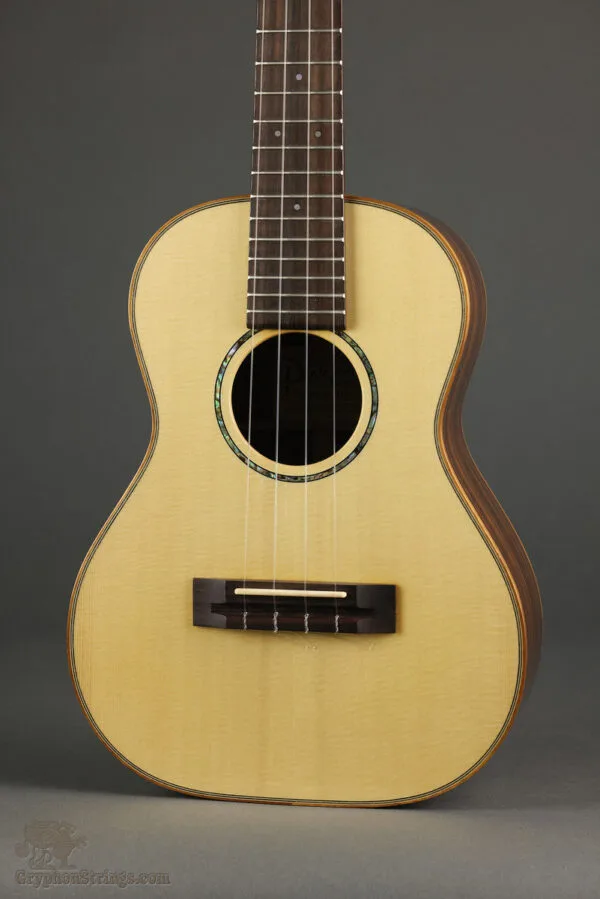 2016 Pono RTSH (S) PC Tenor Ukulele – Used