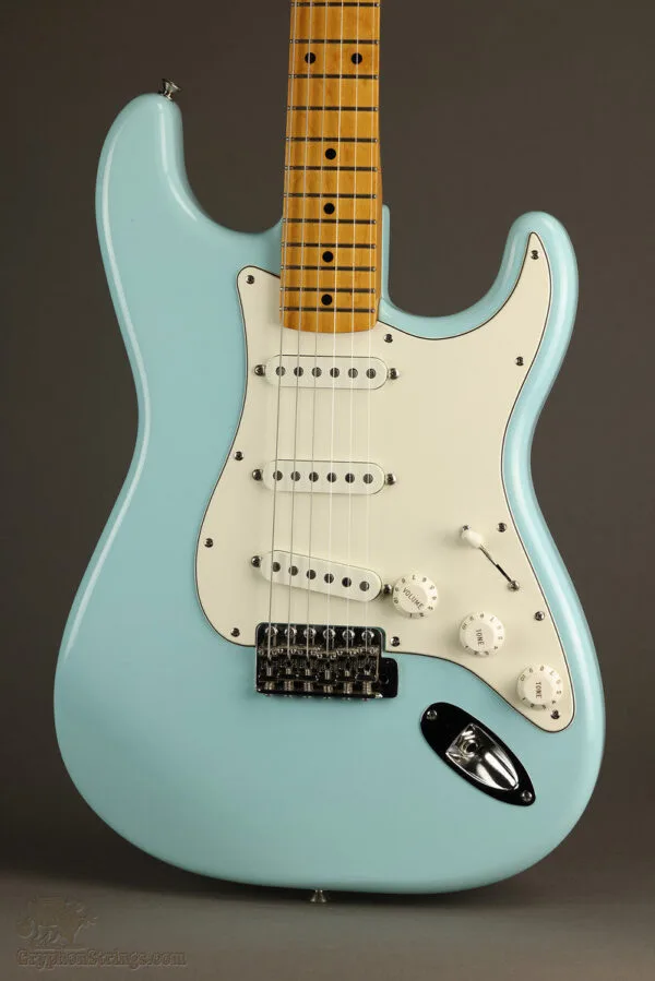 2018 Fender Classic Series ’50’s Stratocaster Electric Guitar – Used