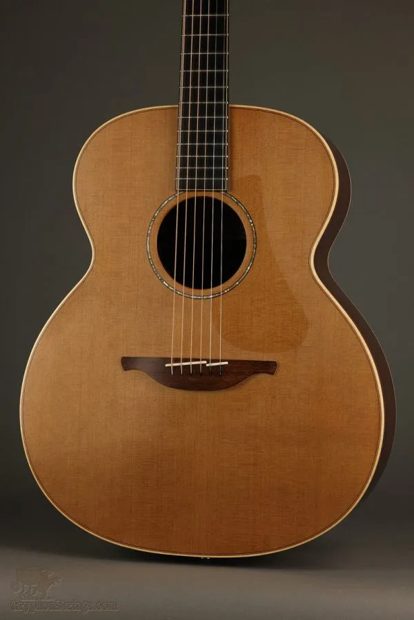 2018 Lowden O-35 Red Cedar/Madagascar Rosewood Acoustic Guitar – Used