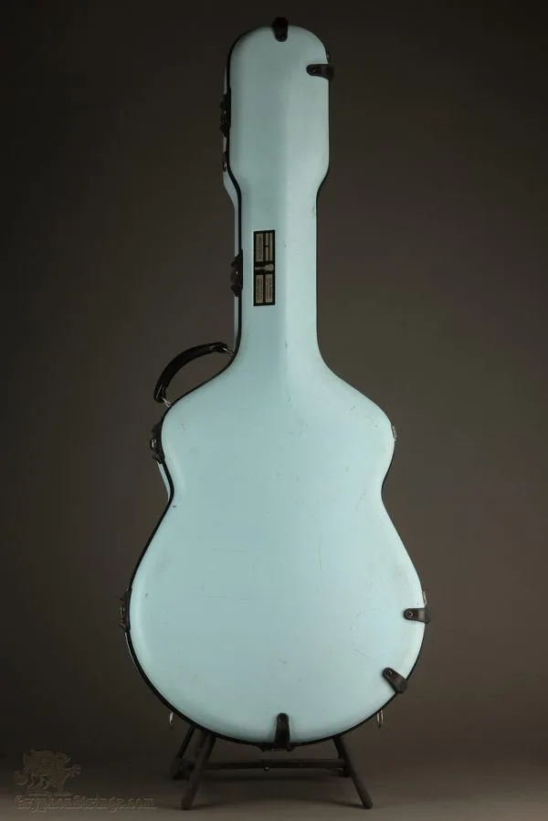 2023 Calton Jumbo Slope Shoulder Hardshell Case – Used