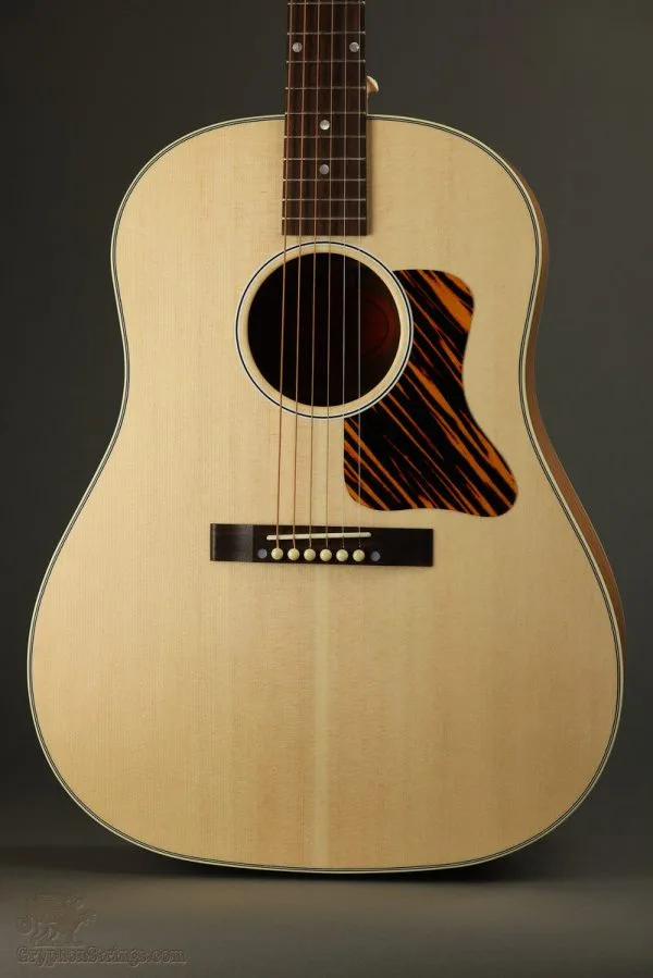 2023 Gibson J-35 30’s Faded Acoustic Electric Guitar Used