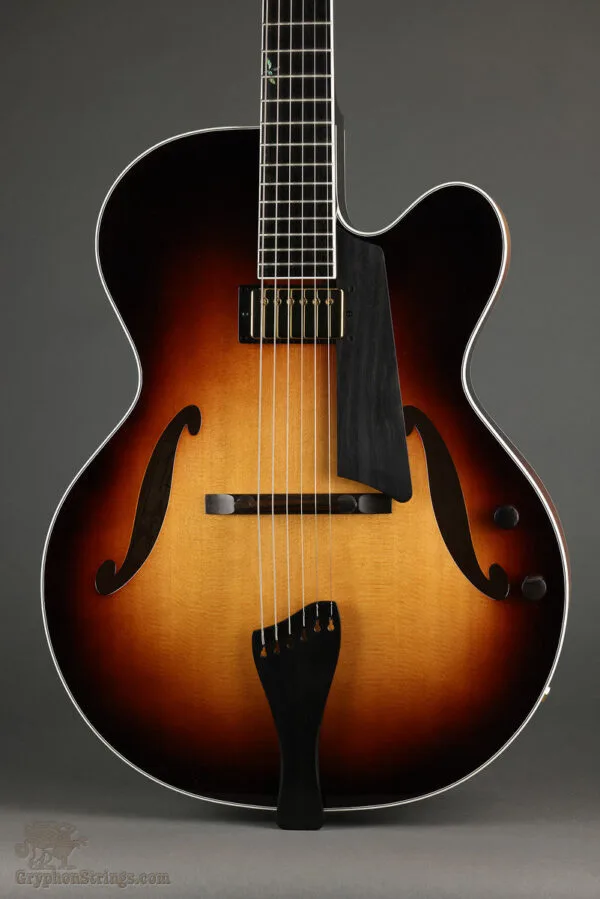 2024 Benedetto Bravo Electric Archtop Guitar – Used