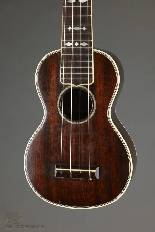c. 1927 Gibson Style 3 Soprano Ukulele – Used