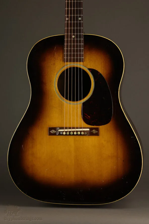 C.1944 Gibson J-45 Banner Acoustic Guitar – Used