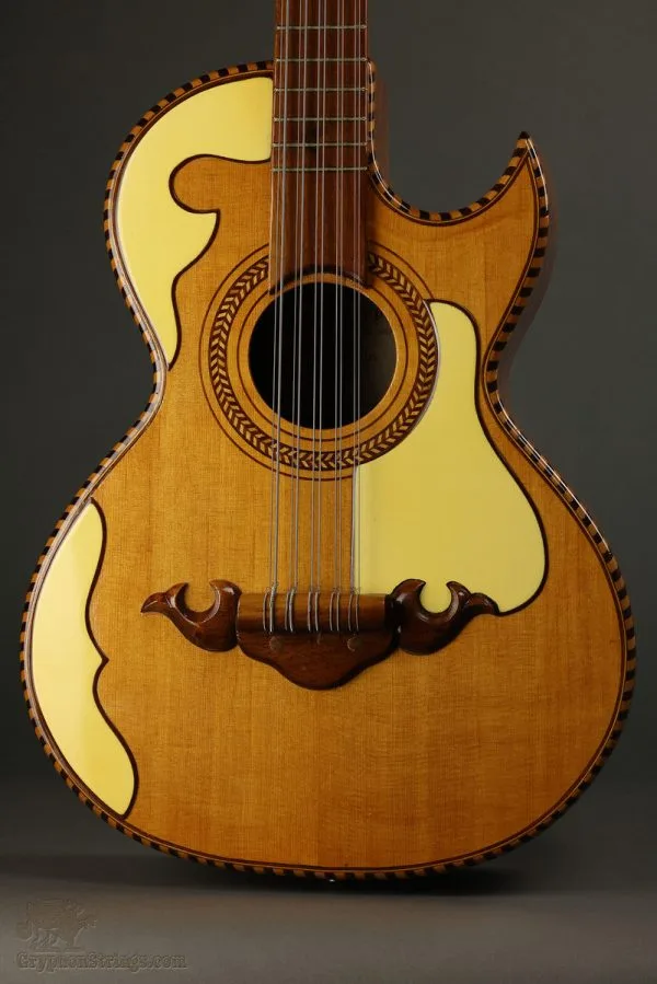 Circa 1985 G.R. Reyes Bajo Quinto Used