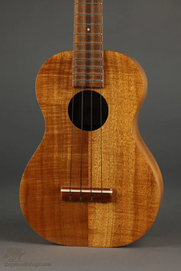 Circa 1995 Kamaka HF-2 Concert Ukulele – Used