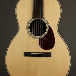 Collings 002H Satin Neck 12-Fret Acoustic Guitar – New