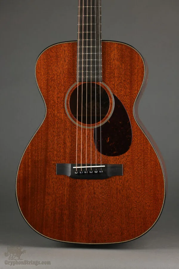 Collings 01(14-fret) Mahogany Top Steel String Acoustic Guitar – New