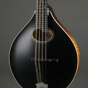 Collings MT O Black Top Mandolin & Ivoroid Binding – New