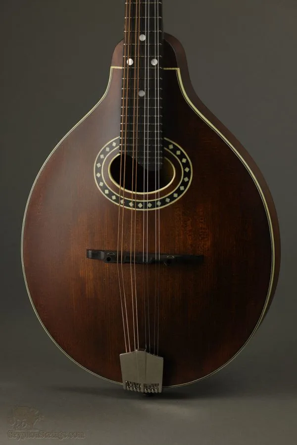 Eastman MD304 Oval Hole A-Style Mandolin New