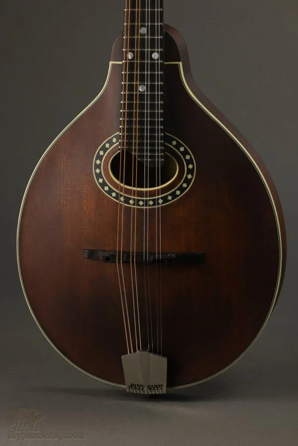 Eastman MD304 Oval Hole A-Style Mandolin New