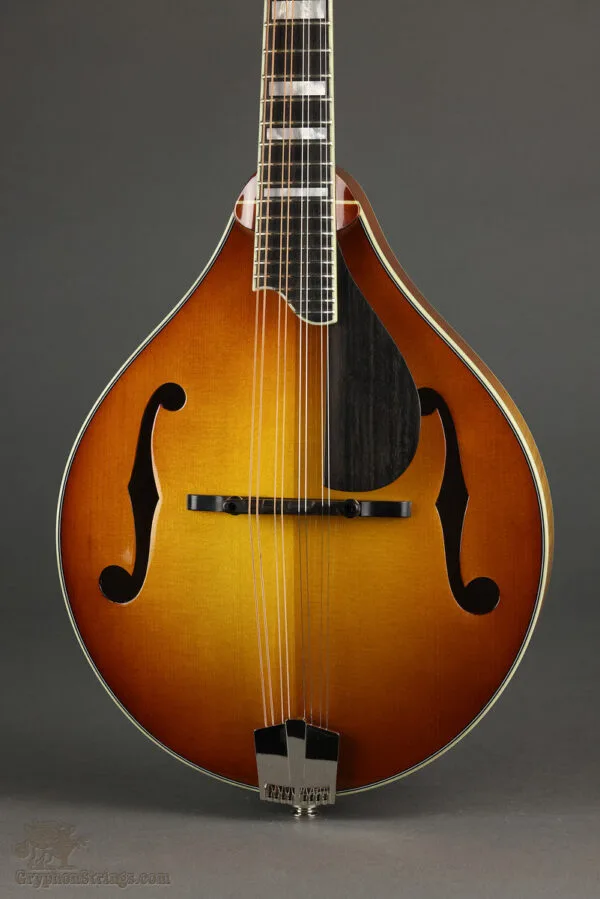 Eastman MD605-GB A-Style Mandolin Goldburst Finish – New