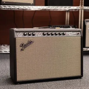 Fender ‘64 Custom Deluxe Reverb®, 120V New