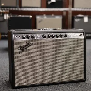 Fender ‘65 Deluxe Reverb®, 120V New