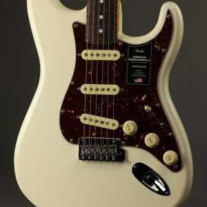 Fender American Professional II Stratocaster®, Rosewood Fingerboard, Olympic White New