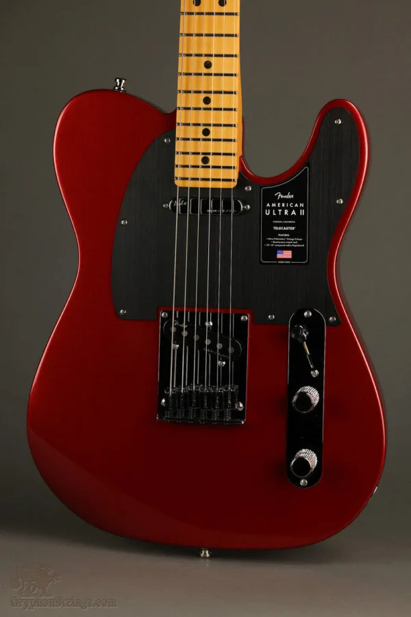 Fender American Ultra II Telecaster®, Maple Fingerboard, Sinister Red – New
