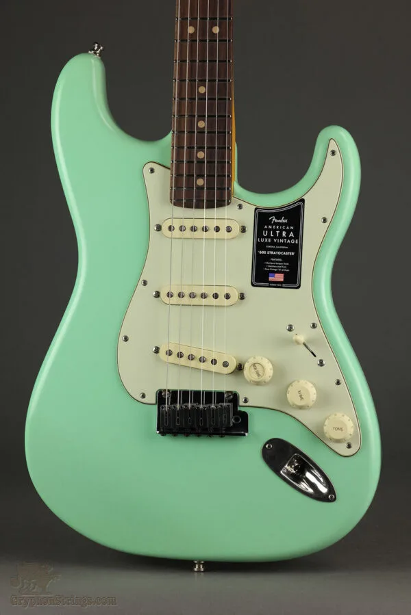 Fender American Ultra Luxe ’60s Stratocaster®, Rosewood Fingerboard, Surf Green – New