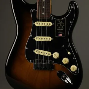 Fender American Ultra Luxe Stratocaster®, Rosewood Fingerboard, 2-Color Sunburst New