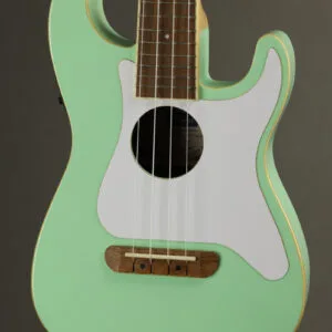 Fender Fullerton Strat® Uke, Walnut Fingerboard, White Pickguard, Surf Green – New