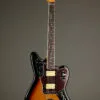 Fender Kurt Cobain Jaguar®, Rosewood Fingerboard, 3-Color Sunburst – New