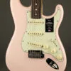 Fender Limited Edition American Professional II Stratocaster®, Rosewood Fingerboard, Shell Pink – New