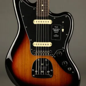 Fender Player II Jaguar®, Rosewood Fingerboard, 3 Color Sunburst – New