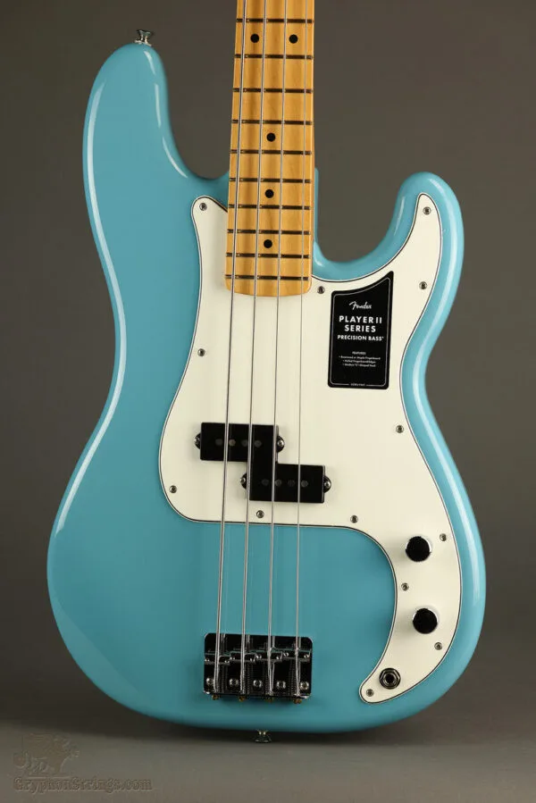Fender Player II Precision Bass®, Maple Fingerboard, Aquatone Blue – New