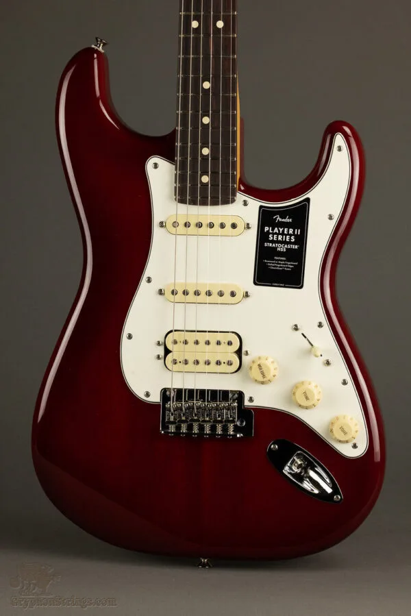 Fender Player II Stratocaster® HSS, Rosewood Fingerboard, Transparent Cherry Burst – New
