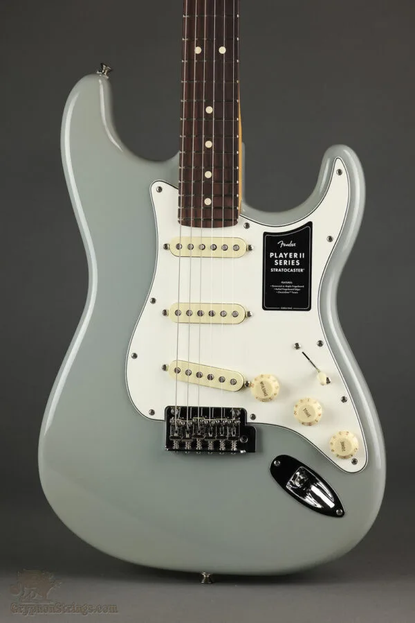 Fender Player II Stratocaster®, Rosewood Fingerboard, Cactus Gray – New