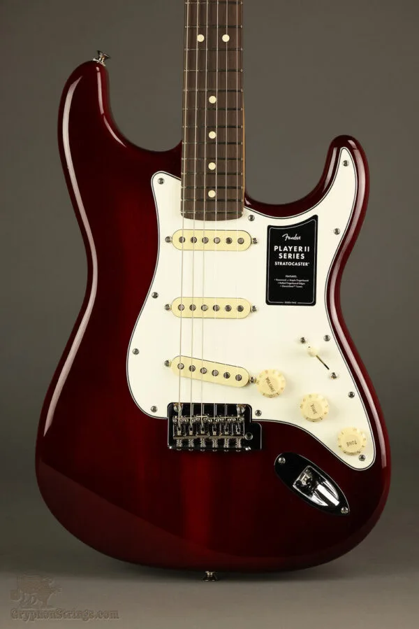 Fender Player II Stratocaster®, Rosewood Fingerboard, Transparent Cherry Burst – New