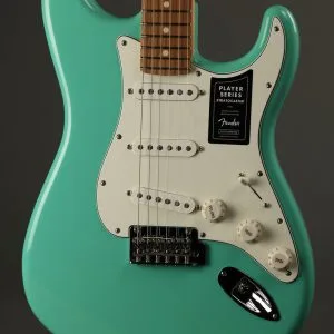 Fender Player Stratocaster®, Pau Ferro Fingerboard, Sea Foam Green New