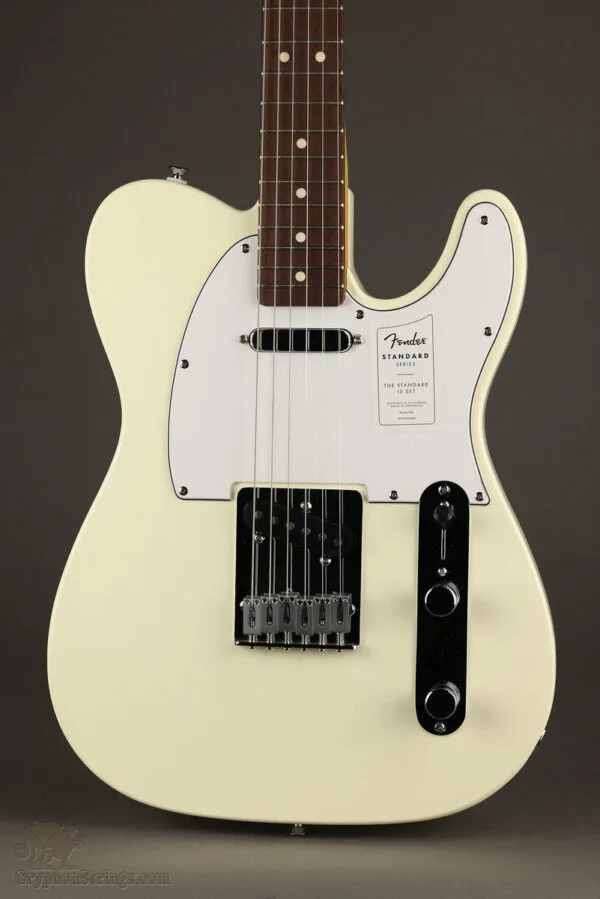 Fender Standard Telecaster®, Laurel Fingerboard, White Pickguard, Olympic White – New