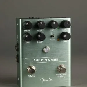 Fender The Pinwheel Rotary Speaker Emulator
