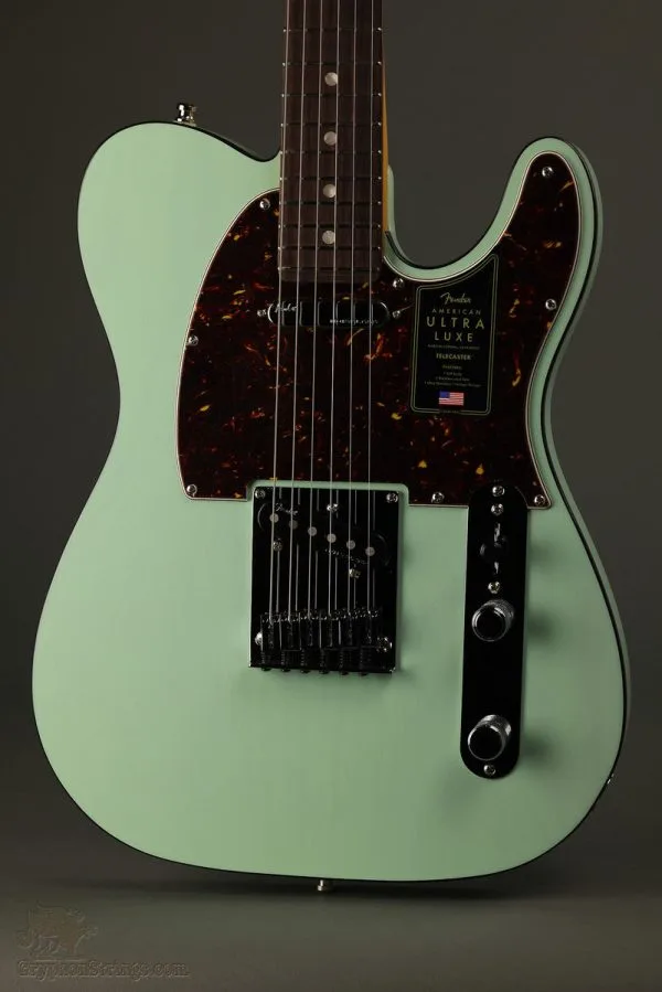 Fender Ultra Luxe Telecaster®, Rosewood Fingerboard, Transparent Surf Green – New