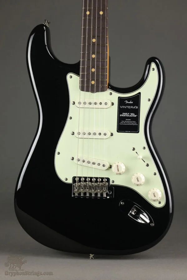 Fender Vintera® III Early ’60s Stratocaster®, Rosewood Fingerboard, Black – New