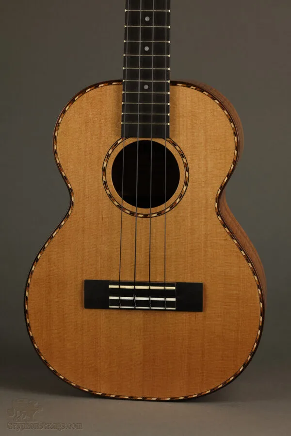 Kamaka HF-3 DC Deluxe Cedar Top Tenor Ukulele – New
