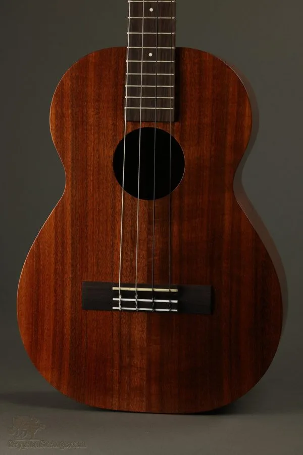 Kamaka HF-4 Baritone Ukulele – New