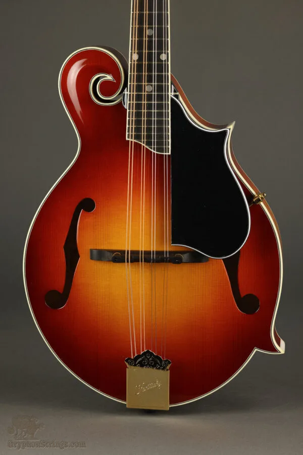 Kentucky KM-855 Amberburst Mandolin – New