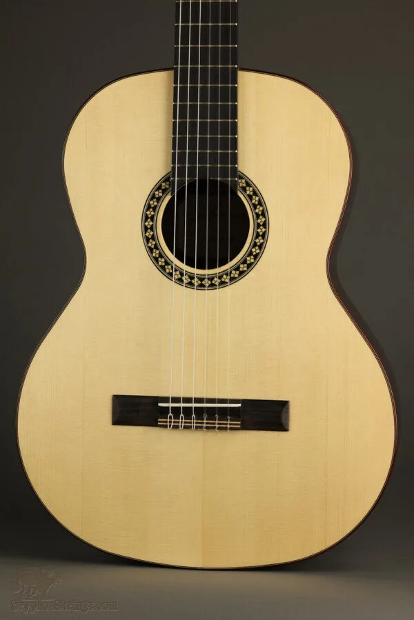 Kremona Romida RD-S Classical Guitar – New