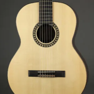 Kremona Romida RD-S Classical Guitar – New