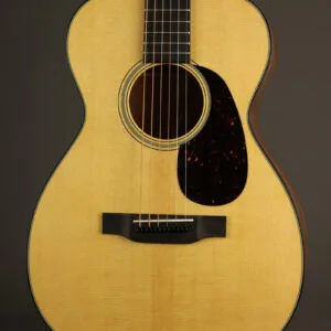 Martin 0-18 Steel String Acoustic Guitar – New